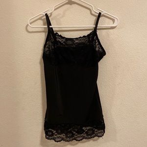 Black lace tank top. Size M, I’m an xs and it fits so anywhere from an xs-m